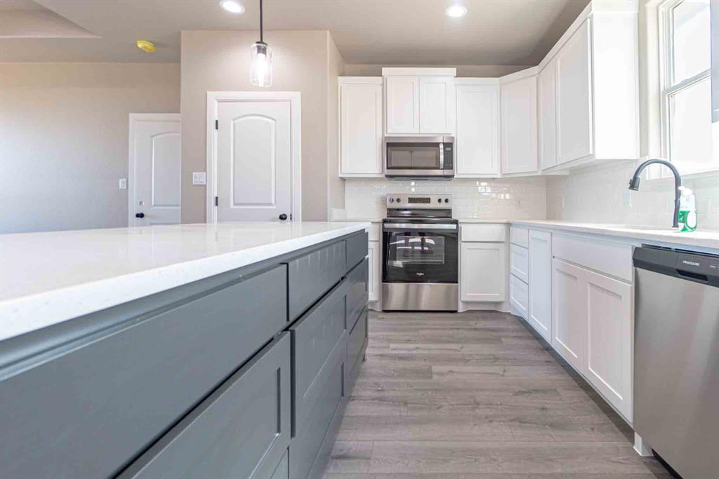 Lakeside Hills - Residential