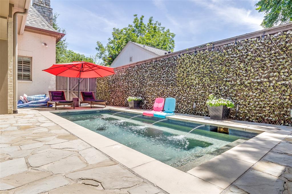 Lovers Lane Heights - Residential