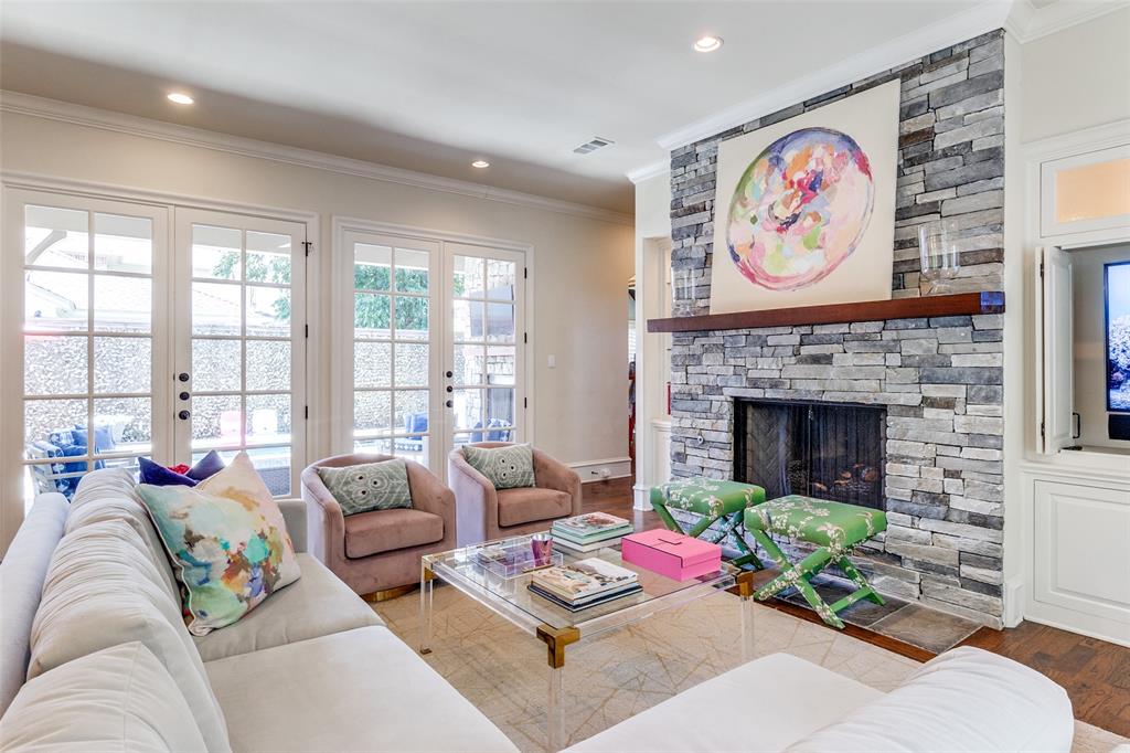 7419 Robin Road