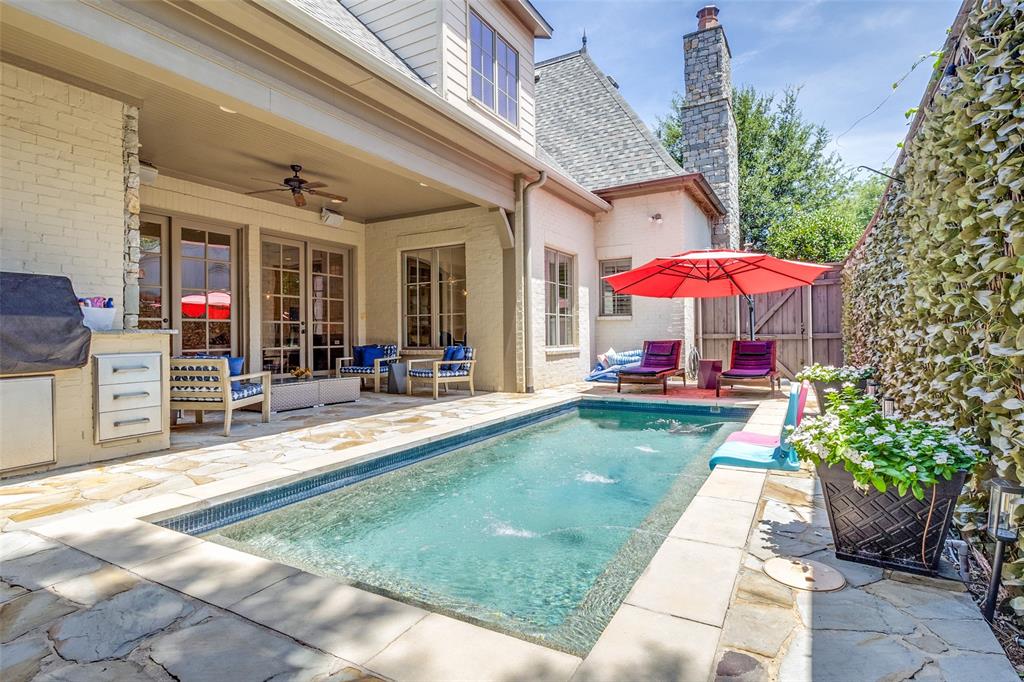 Lovers Lane Heights - Residential