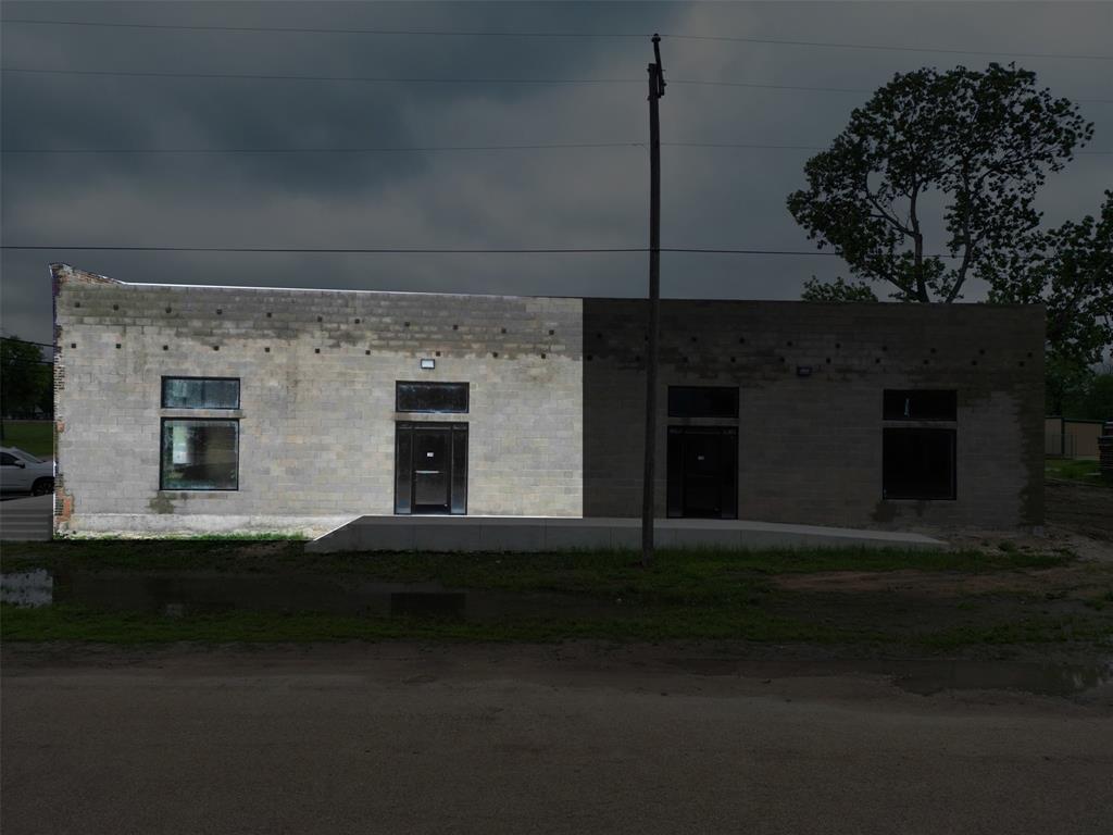 116 E Calhoun Street