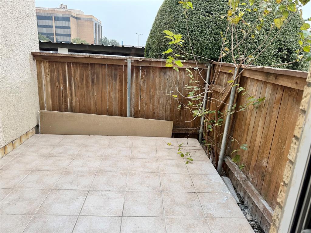 Las Colonitas Condo - Residential