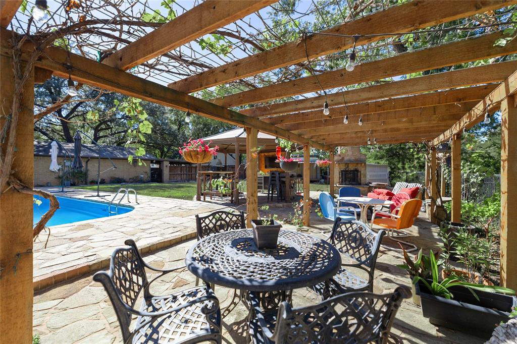 Brook Hollow Estates - Residential