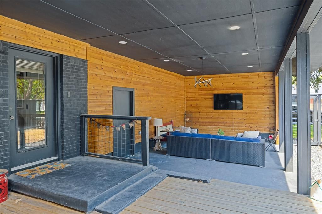 7210 Lehigh Drive