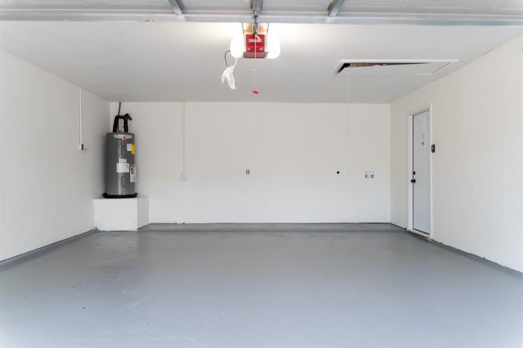 Lake Park Village 02 - Residential