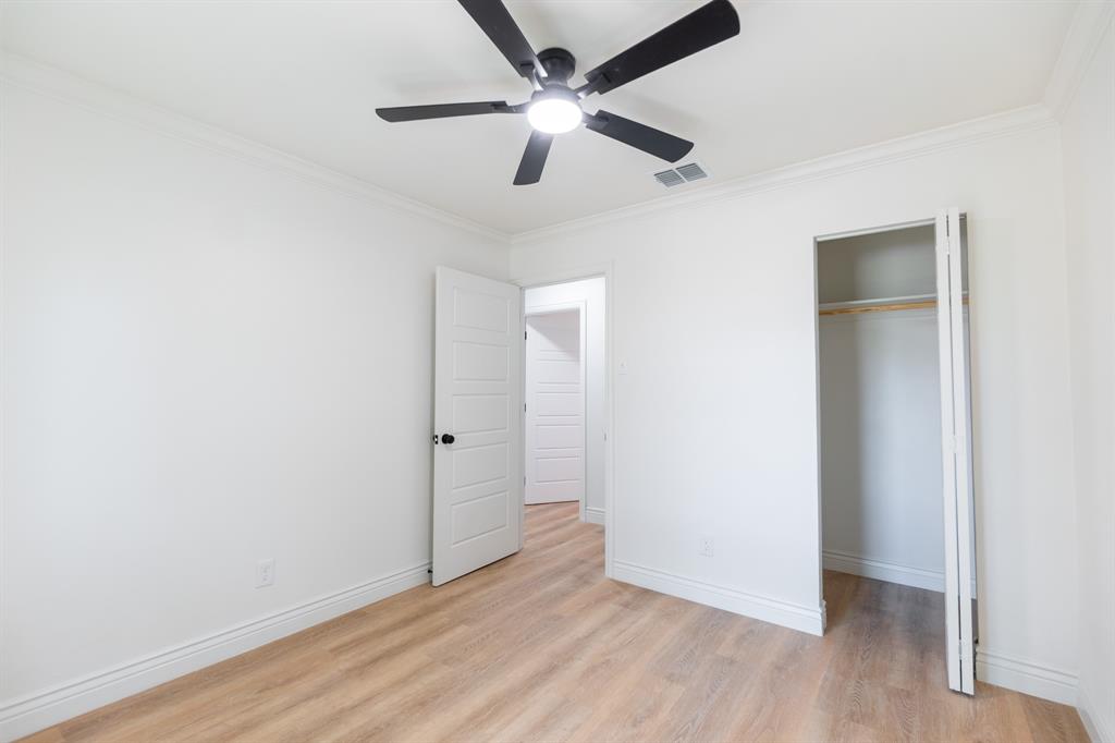 Lake Park Village 02 - Residential