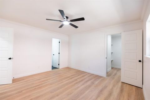 Tiny photo for 442 Lake Park Drive, Grand Prairie, TX 75052 (MLS # 21210204)