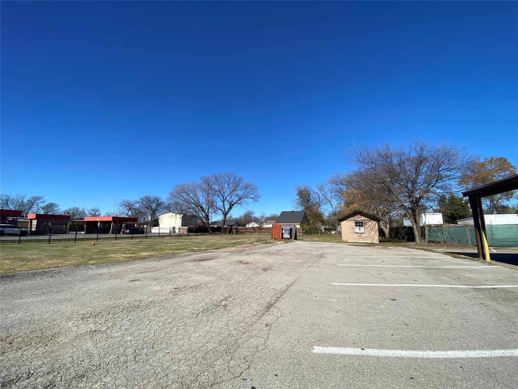 URBANDALE - Commercial Sale