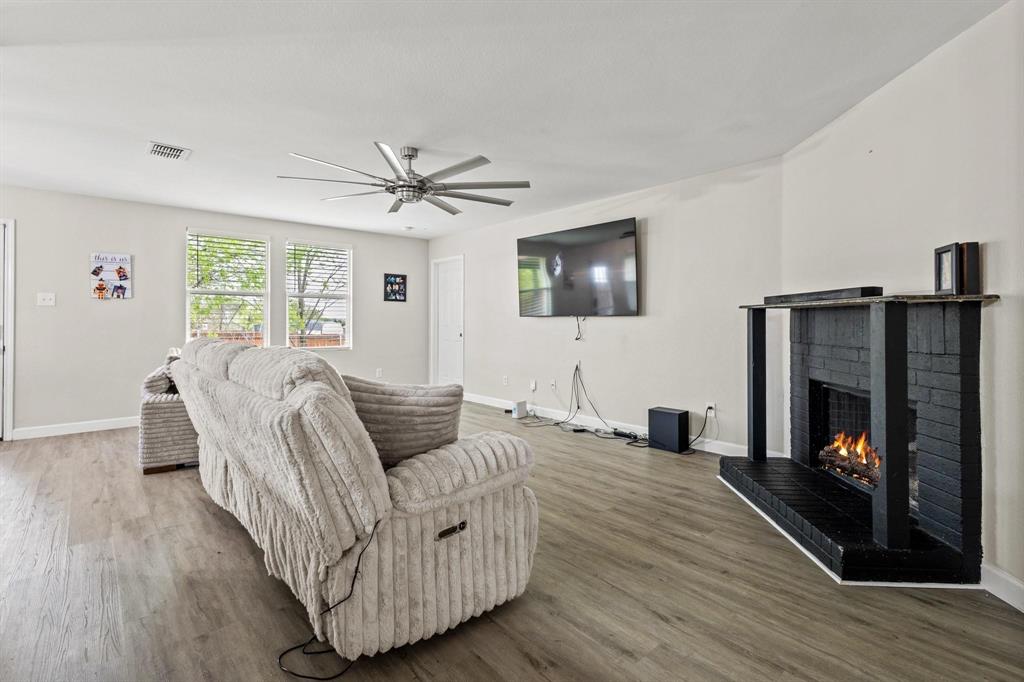 317 Briar Oaks Drive