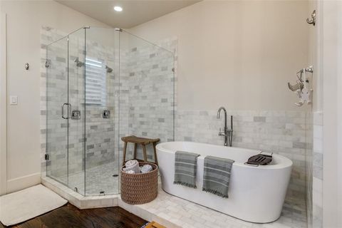 Tiny photo for 6615 Northwood Road, Dallas, TX 75225 (MLS # 21095527)