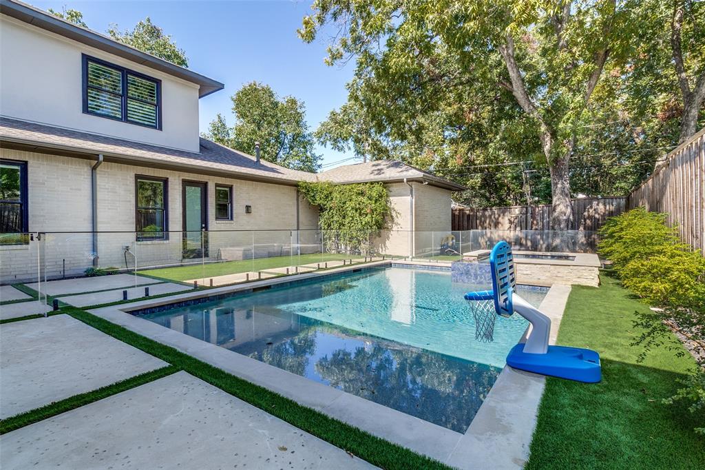 Preston Hills 01 - Residential Lease