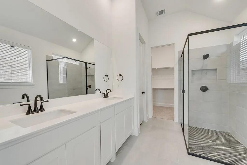 Edgewater Ph 1 - Residential Lease