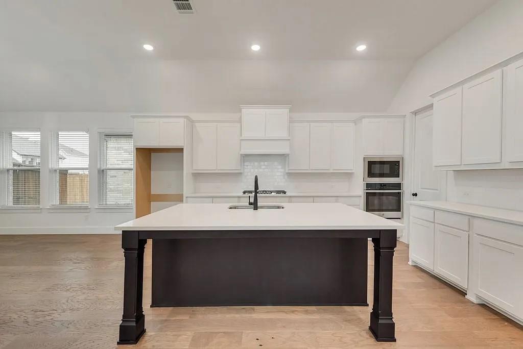 Edgewater Ph 1 - Residential Lease