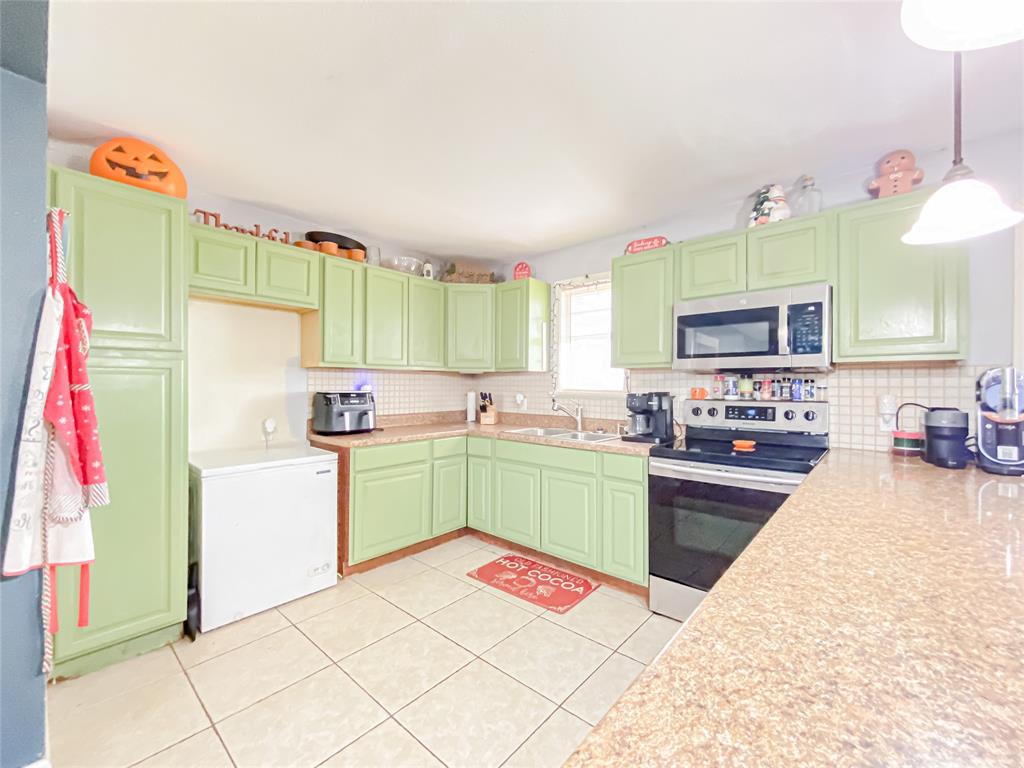 A J Eder Of Western Heights - Residential