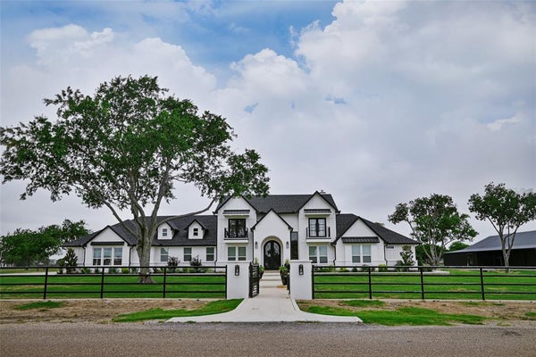 200 CORRAL RD, GODLEY, TX 76044 - Image 5f3a55e451babaa1d816a82c208b7e2c/1232005530