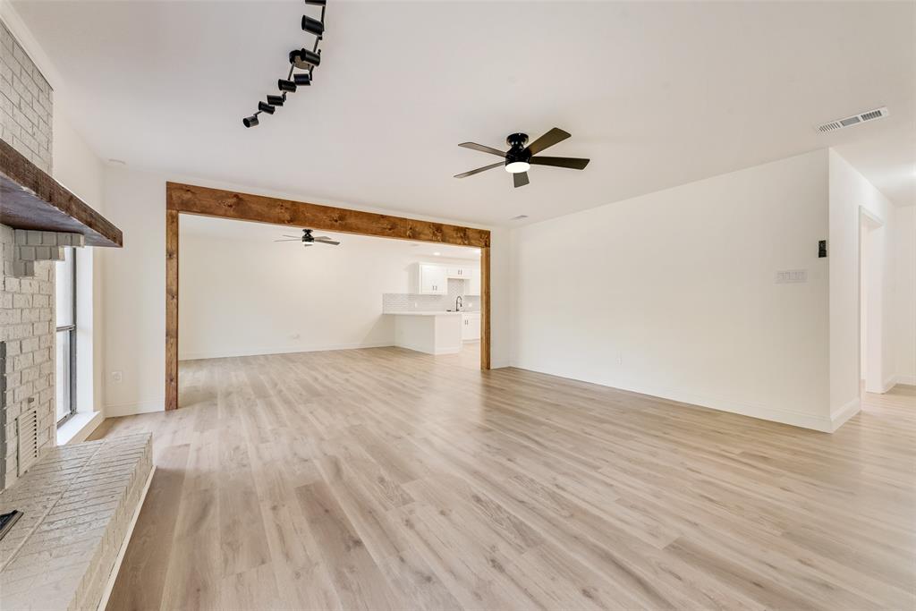 123 Chaperial Road