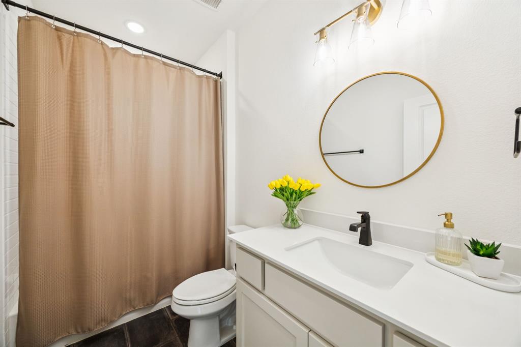 Mustang Lakes Ph Five - Residential