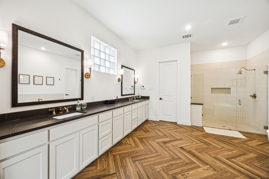 Mustang Lakes Ph Five - Residential