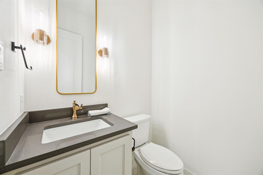 Mustang Lakes Ph Five - Residential