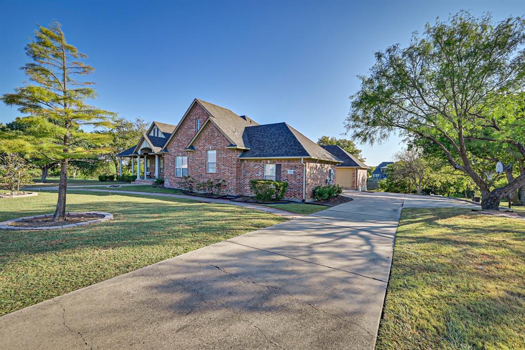 811 Mallard Pointe Drive