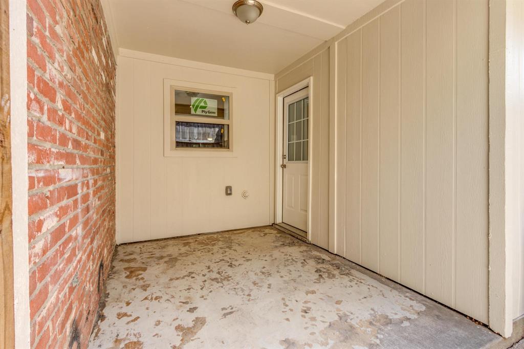 Rolston Court - Residential Lease