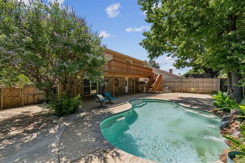 3233 Princess Street Bedford TX 76021