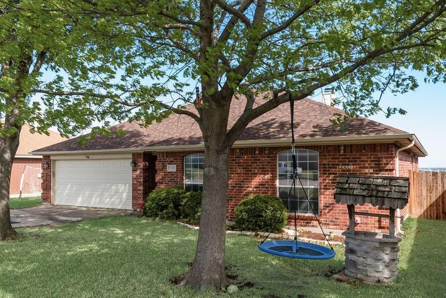 Beautifully maintained family home nestled on a cul-de-sac in a desirable Fort Worth subdivision without an HOA. With its inviting brick exterior, mature trees, and spacious front yard, this property offers both charm and functionality. Inside, you'll find a thoughtfully designed split floor plan that provides privacy and flexibility. The open-concept layout seamlessly connects the living, dining and kitchen areas - perfect for everyday living and entertaining. Upgrades include, New AC unit 2025, New Roof 2025 & stainless-steel appliances.