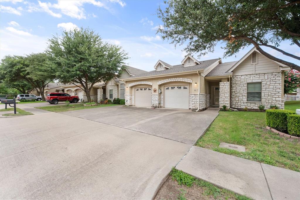 867 Kitty Hawk Lane
