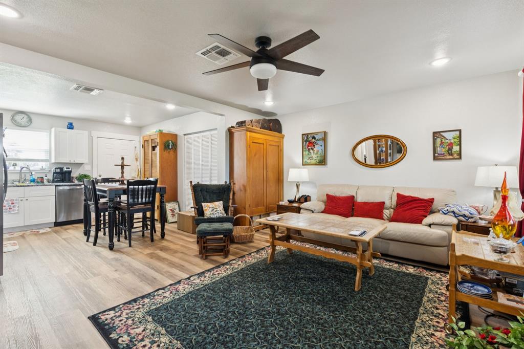 R & R Little Estates - Residential