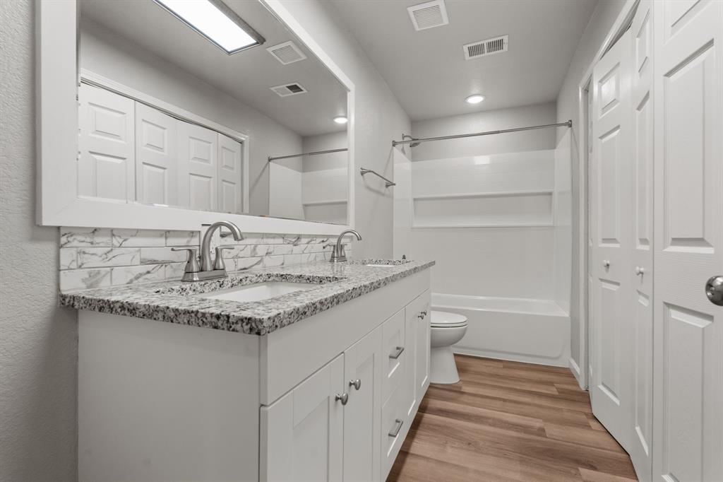 R & R Little Estates - Residential