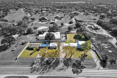 1060 E Reno Road Reno TX 76020