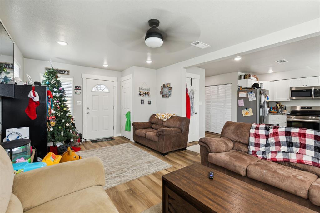R & R Little Estates - Residential