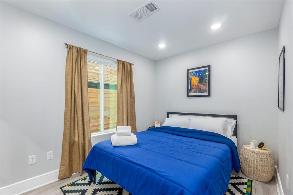 College Hill - Residential Income