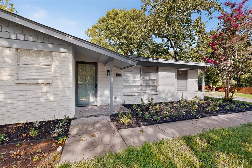 341 Arcadia Street