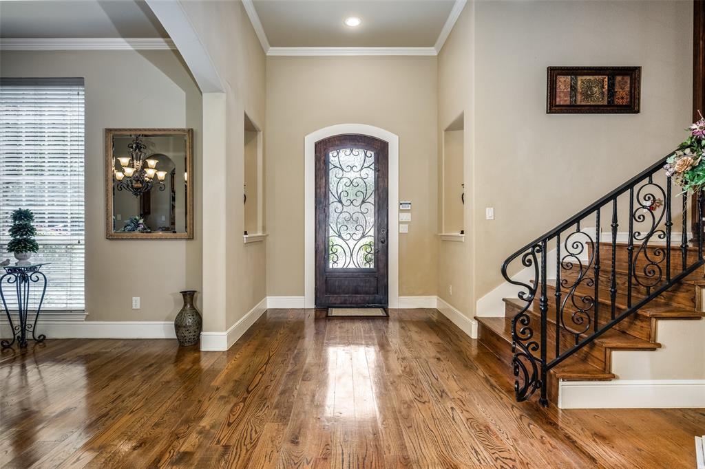 1313 Vanderbilt Drive