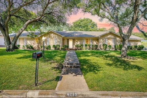 4216 Winding Way Benbrook TX 76126