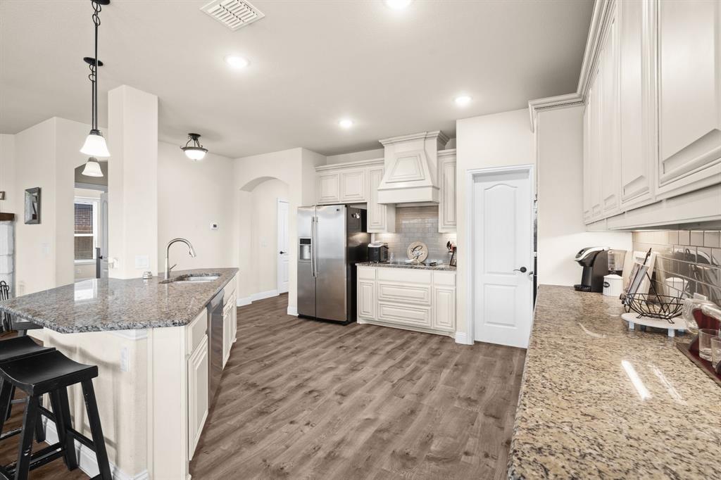 208 Arborside Drive