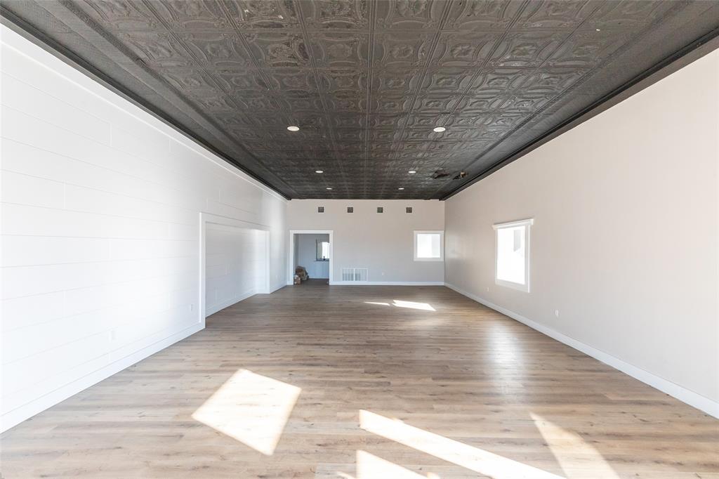 Highland Add Haskell - Commercial Sale