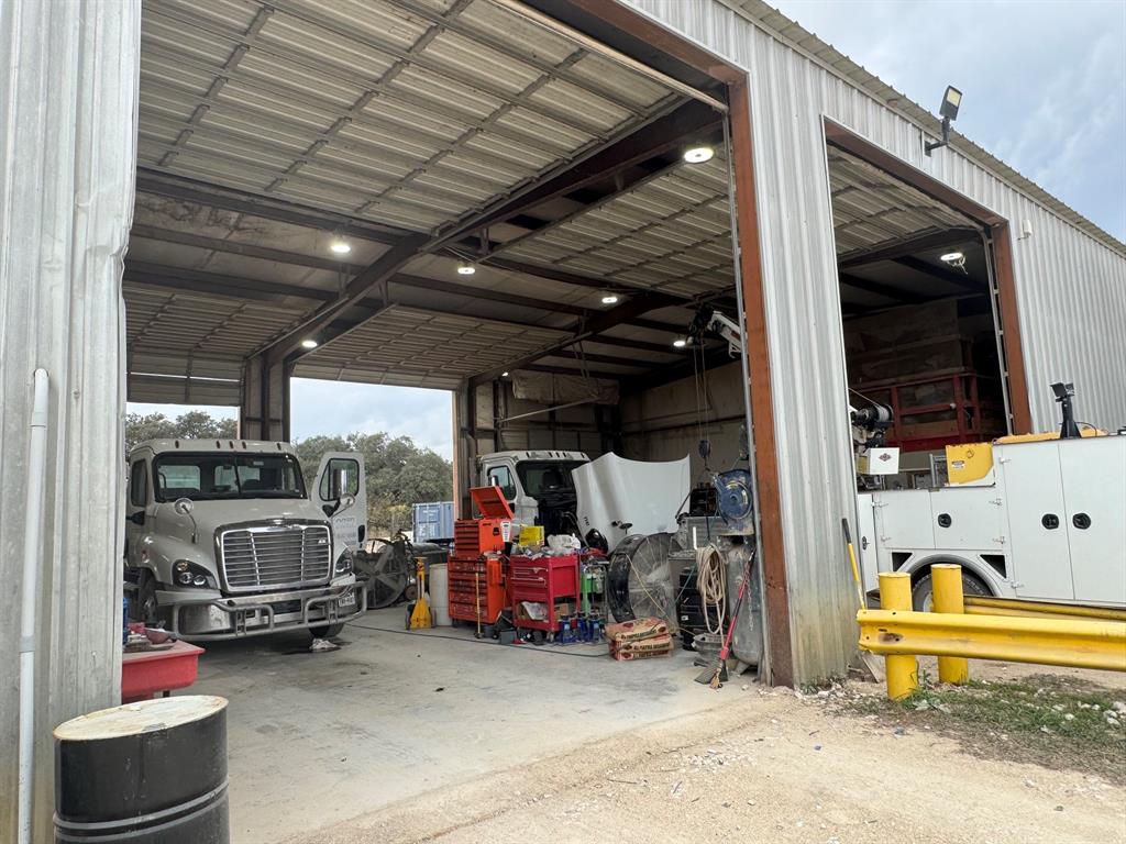 3308 McLennan Crossing