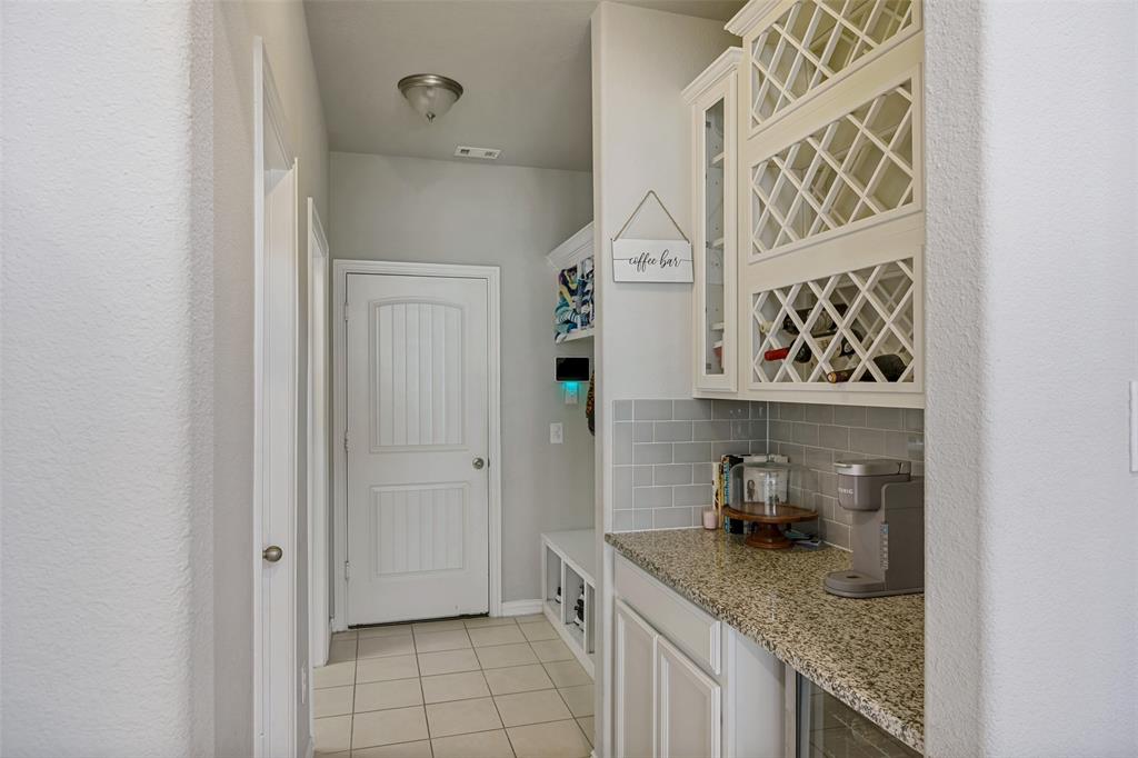 PRESTWYCK - Residential