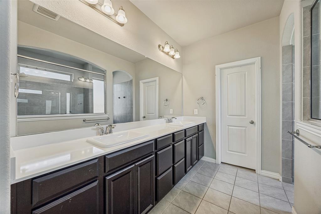 PRESTWYCK - Residential