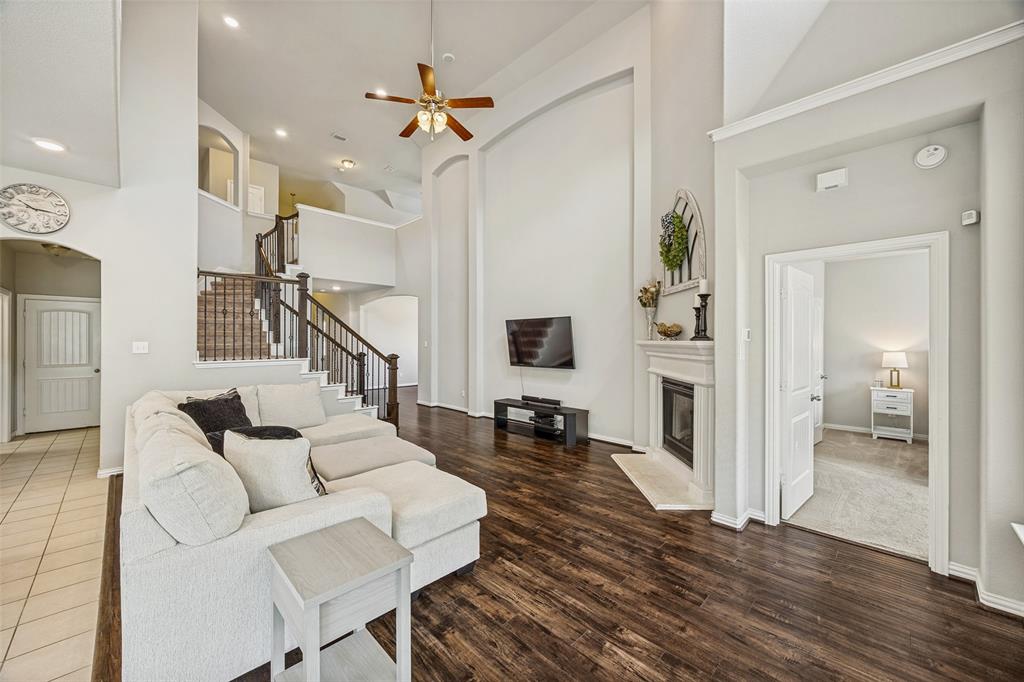 PRESTWYCK - Residential