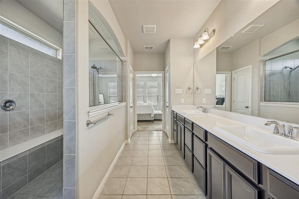 PRESTWYCK - Residential