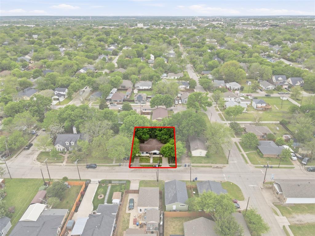 1207 N College Street