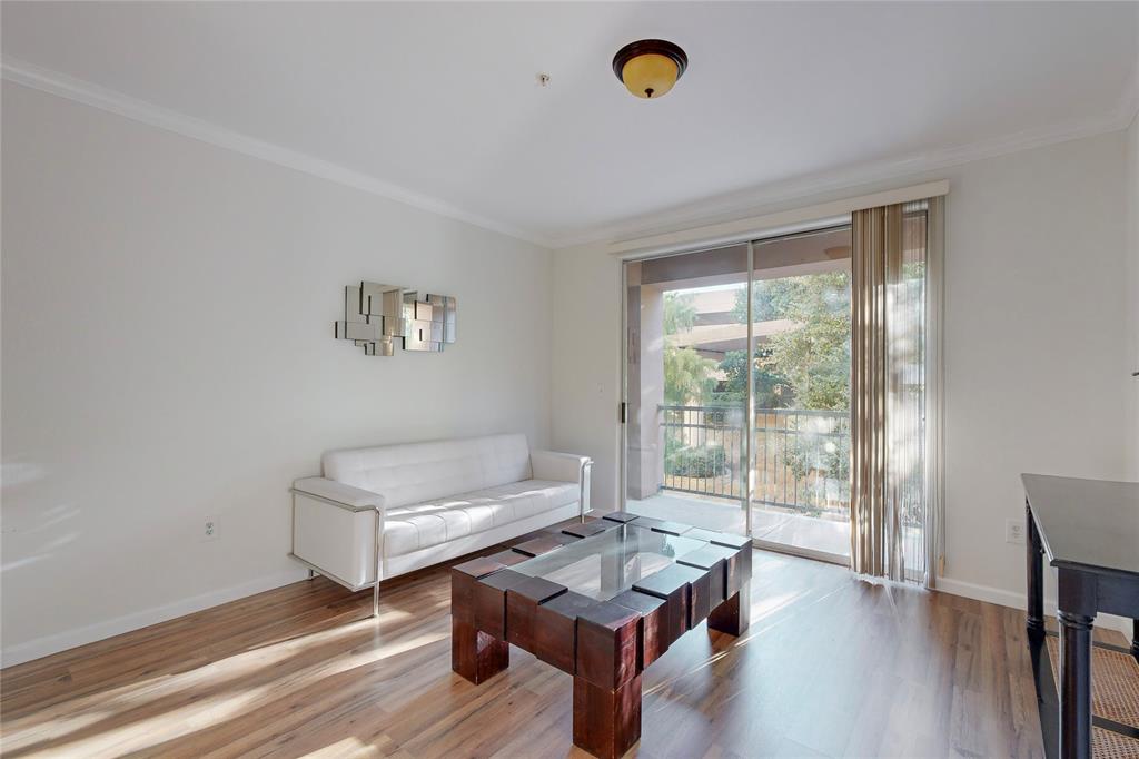 330 Las Colinas Boulevard E 252