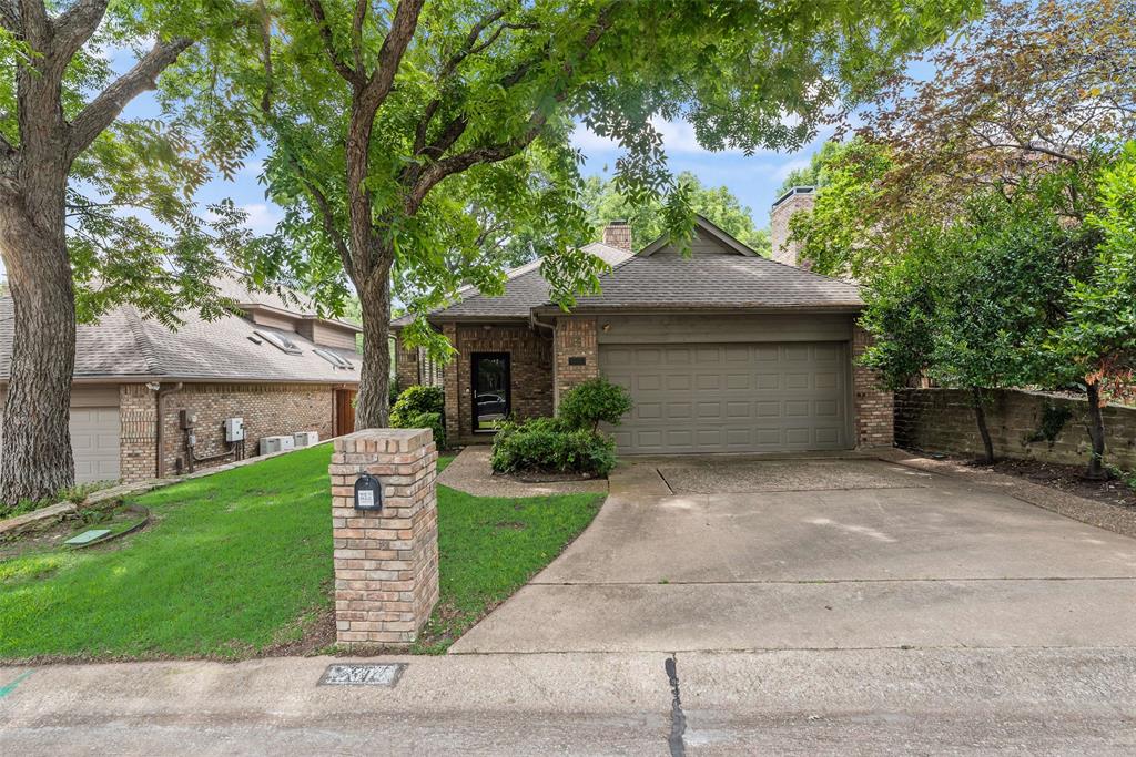 2314 Club Oaks Court