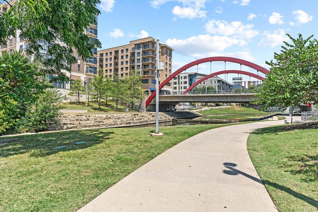 Addison Grove - Residential