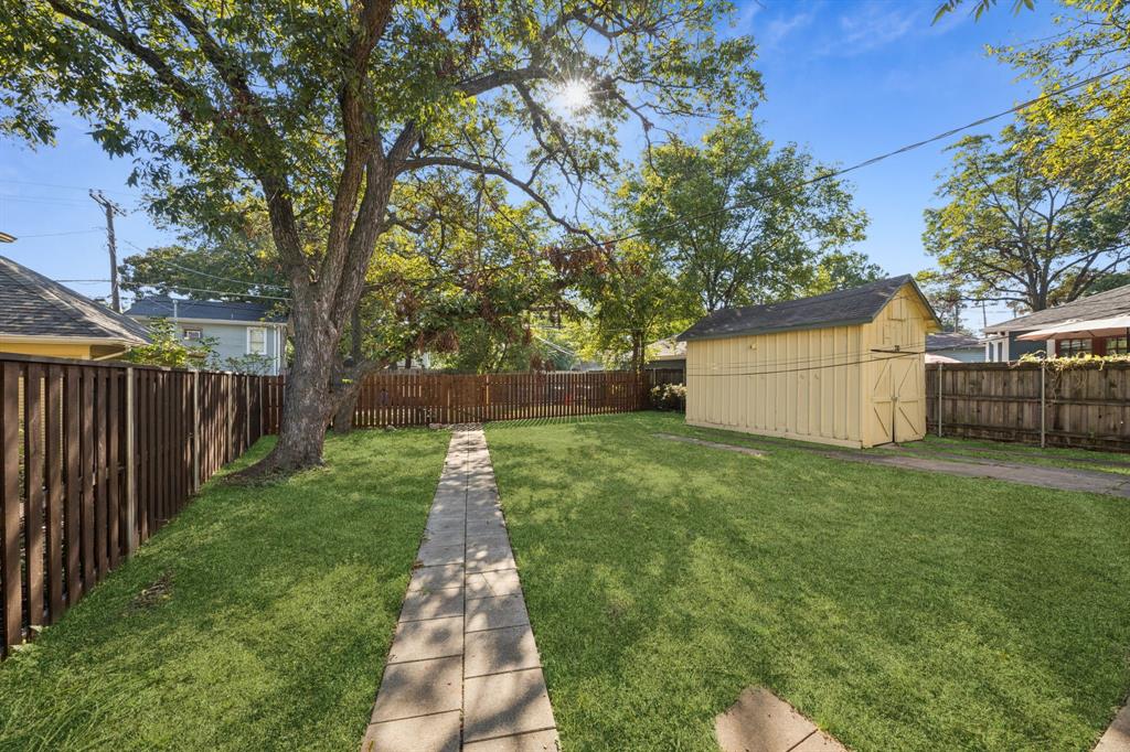 Russell Realty Co - Residential Income