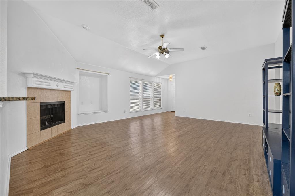 803 E Alexander Lane