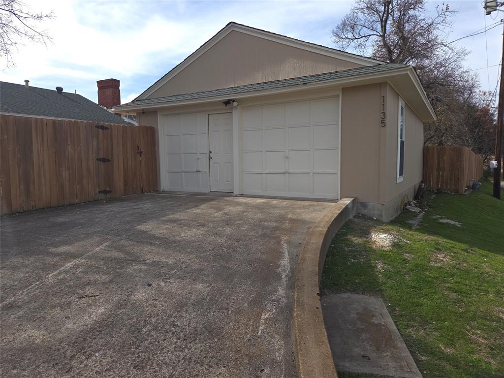 Highland Oaks 02 01 Inst - Residential Lease